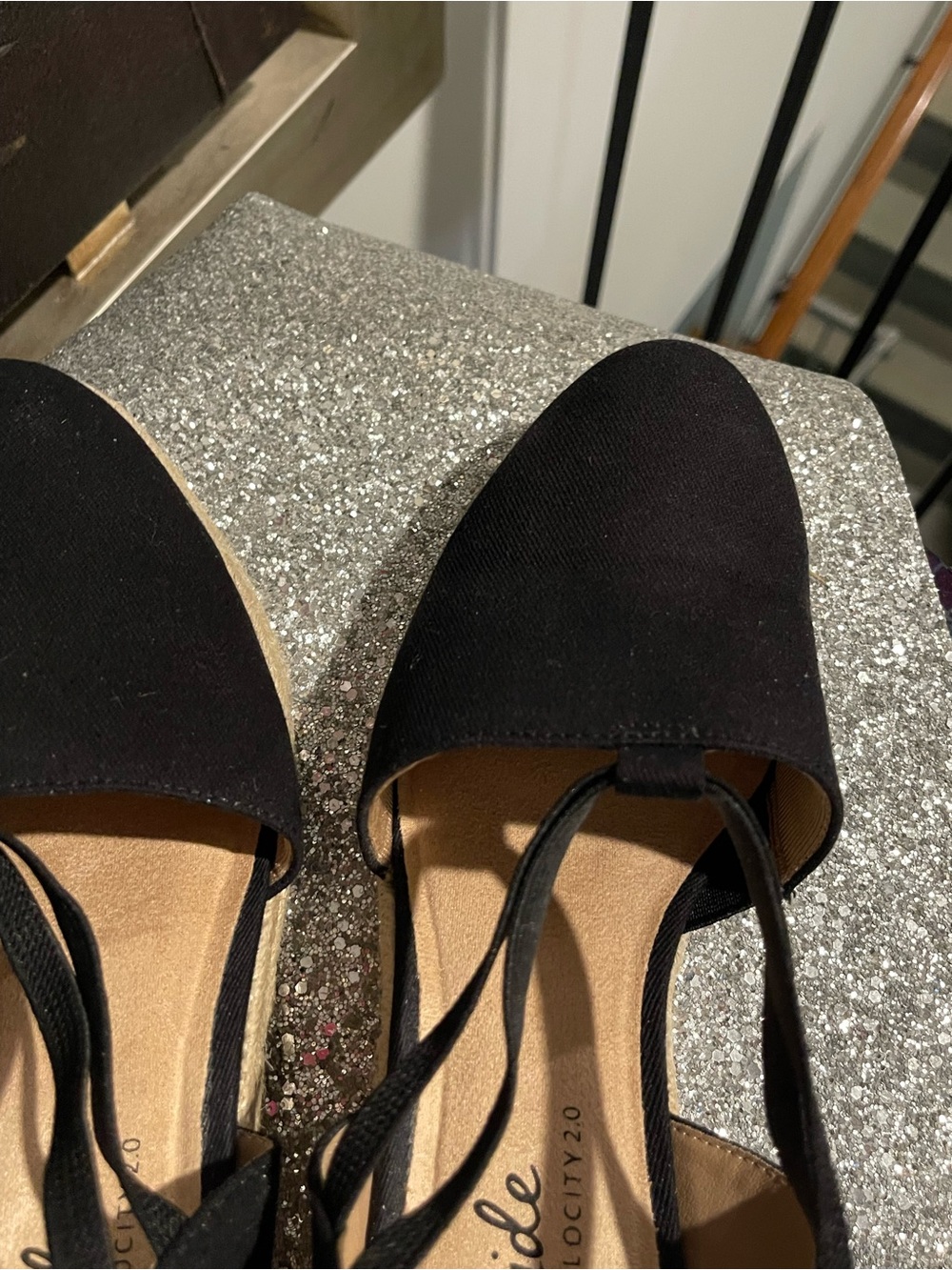Life Stride Black Women’s Closed-Toe sandals